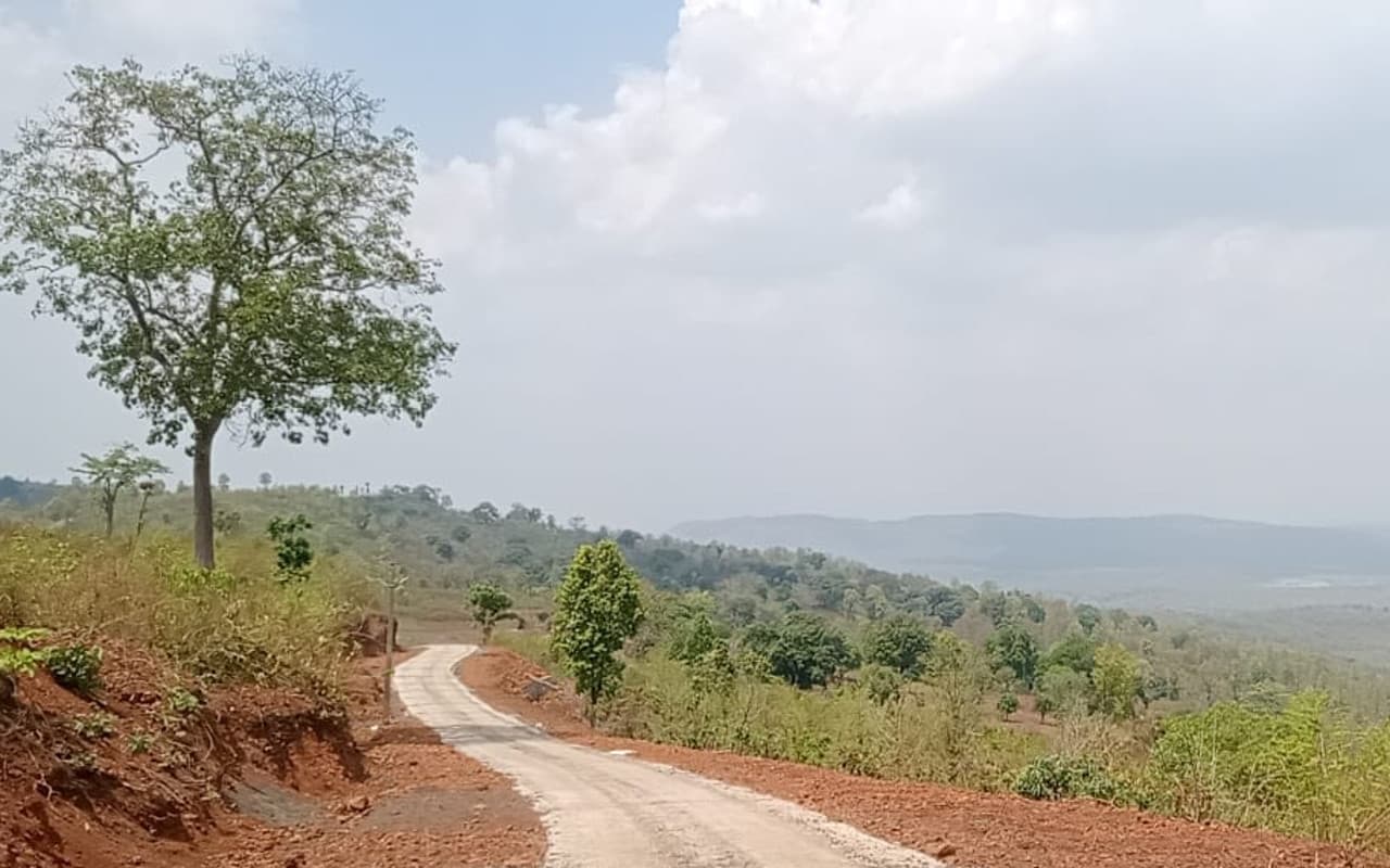 झारखंड : दुमका के नक्सल प्रभावित काठीकुंड प्रखंड की बदल रही तस्वीर, विकास की खींची जा रही लकीर