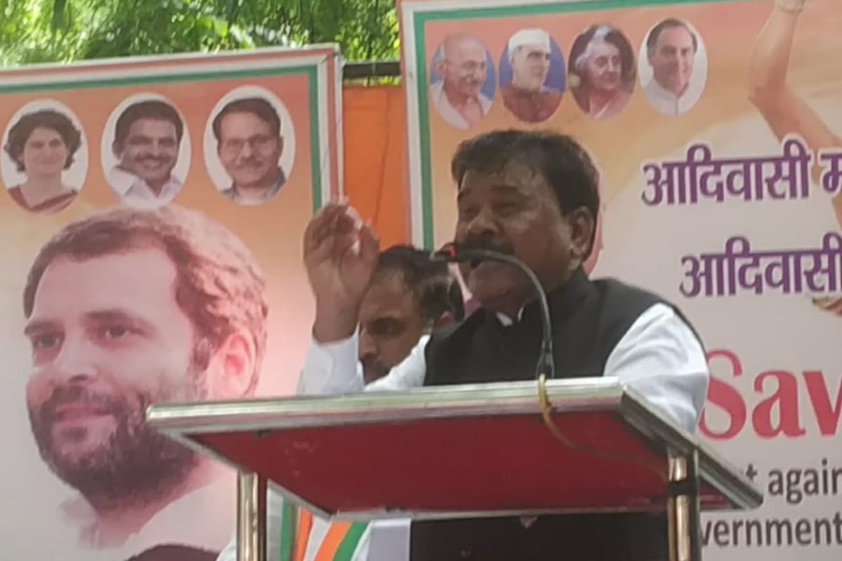 मणिपुर हिंसा के खिलाफ दिल्ली में कांग्रेस का धरना, बंधु तिर्की ने पीएम नरेंद्र मोदी पर साधा निशाना