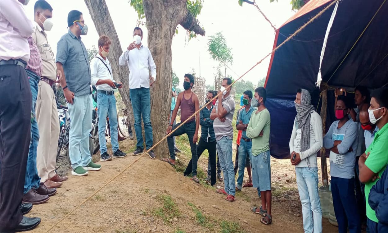 पंकरी बरवाडीह में अधिकारियों और आंदोलन कारियों के बीच वार्ता विफल, डटे हैं रैयत
