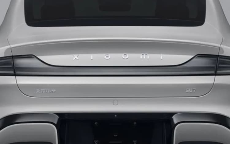 Xiaomi की पहली इलेक्ट्रिक कार SU7 लॉन्च, 265 Kmph की रफ्तार से हवा से करेगी बातें