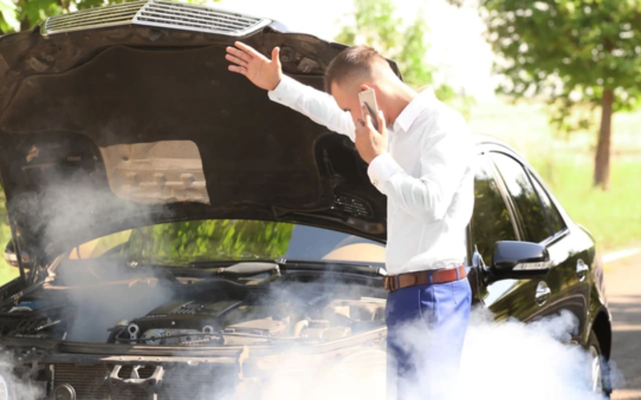 Car Engine Seized: इन 5 गलतियों की वजह से सीज होता है कार का इंजन!