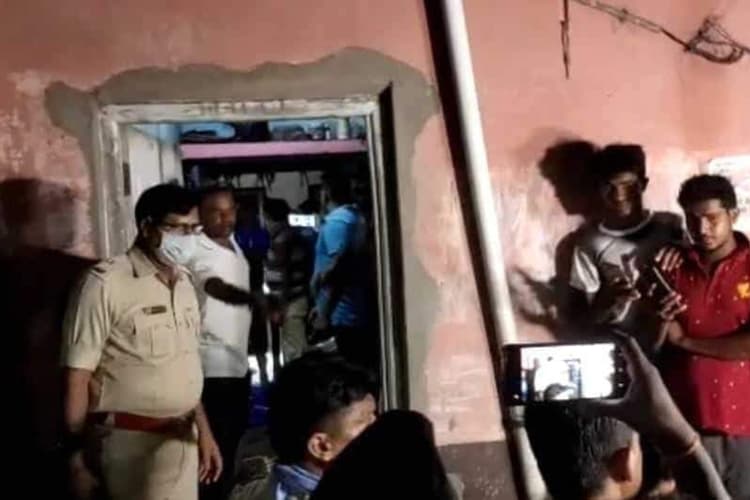 बीरभूम में सेप्टिक टैंक की सफाई के दौरान तीन की मौत, मैनहोल खुलते ही एक के बाद एक गिर पड़े मालिक समेत दो मजदूर