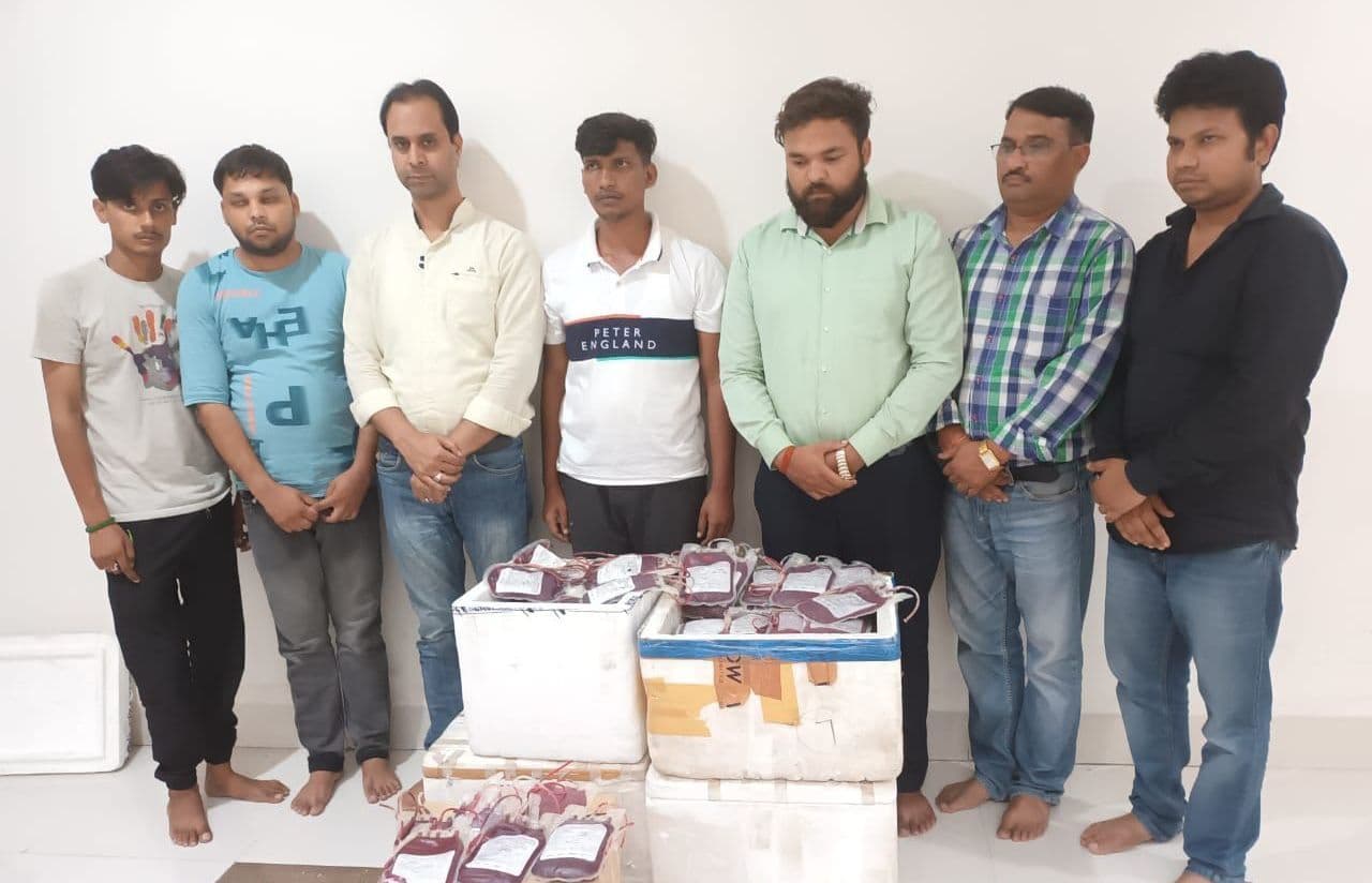 इंसानी खून के तस्करों ने यूपी के कई जिलों में फैला रखा था जाल, राजस्थान से दो साल आ रही थी अवैध सप्लाई