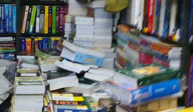 बिजली का पंखा, शैक्षणिक किताबों की होगी होम डिलेवरी, दुकानदार फोन पर लेंगे आर्डर