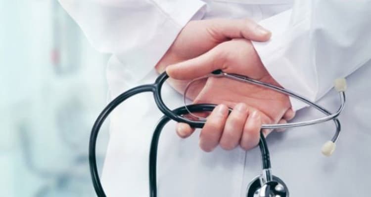 लोहरदगा में सीएस ने सिटी हॉस्पिटल का किया उदघाटन