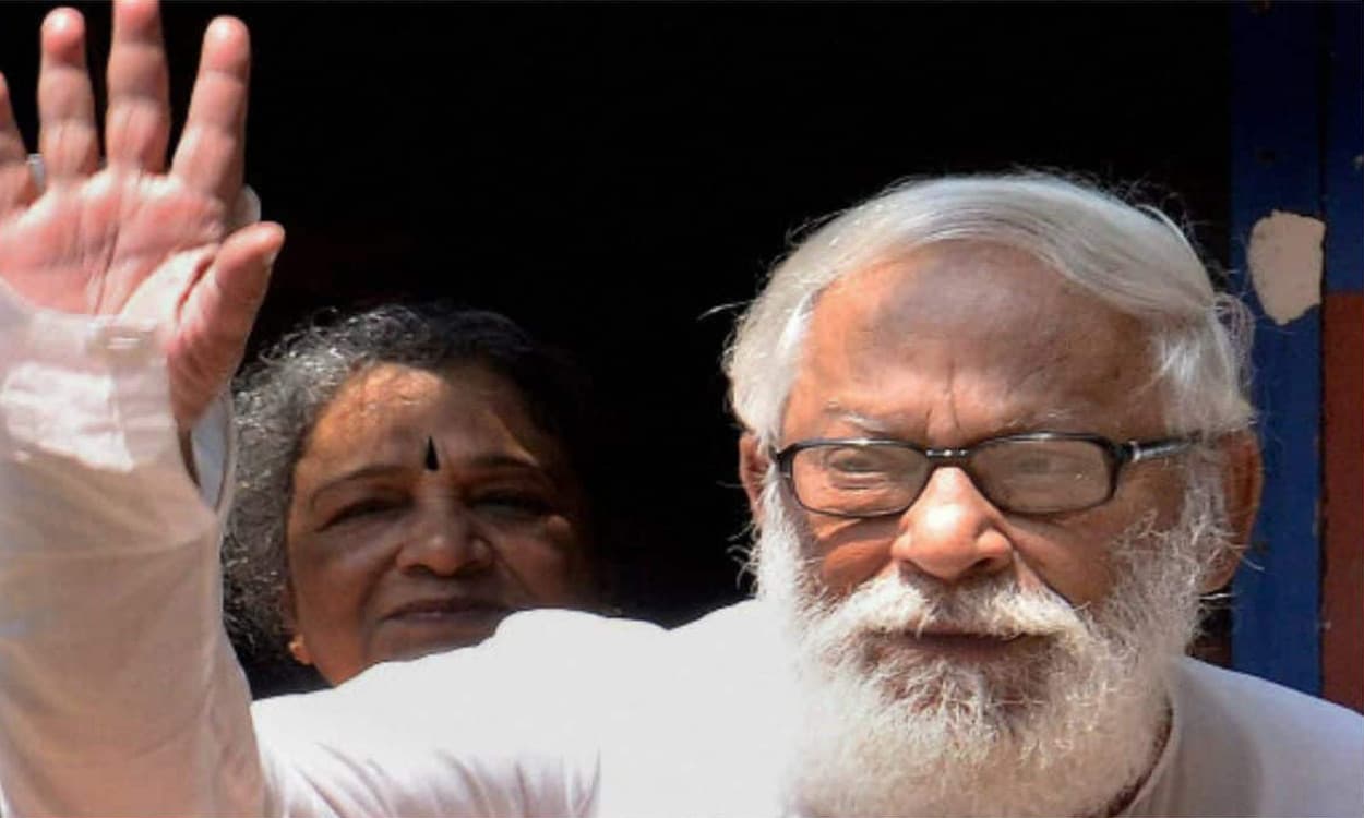 बंगाल के पूर्व सीएम बुद्धदेव भट्टाचार्य हॉस्पिटल में भर्ती, 5 सदस्यीय डॉक्टर्स की टीम रख रही है नजर