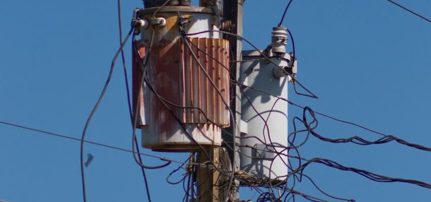 शहरी क्षेत्र में अब छह घंटे में जला हुआ ट्रांसफार्मर बदलेगा, व्हाट्सऐप पर शिकायत की सुविधा भी