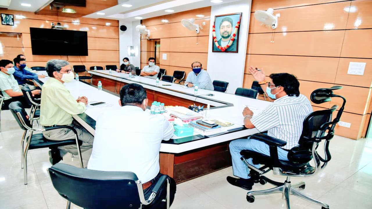 Coronavirus in Jharkhand : प्रवासी मजदूरों के लिए झारखंड सरकार का अहम फैसला, CM हेमंत बोले- कोरोना जांच जरूरी, ग्रामीण क्षेत्रों में संक्रमण का ना हो विस्तार, इसलिए सरकार ने बढ़ाये कदम