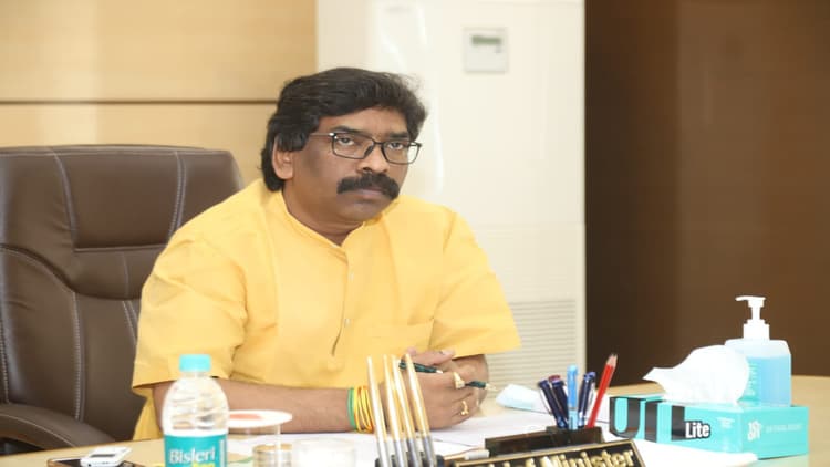 आपकी योजना, आपकी सरकार, आपके द्वार : सीएम हेमंत सोरेन ने कार्यक्रम को लेकर सभी डीसी को दिया ये आदेश