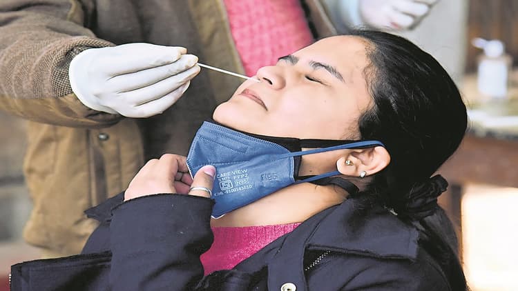 Bihar Corona News : एम्स में 3 की मौत, बिहार के अन्य जिलों की तुलना में पटना बना कोरोना का हॉटस्पॉट