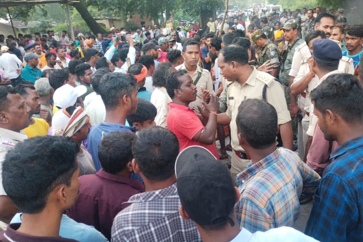 रांची: बल्ब चोरी का आरोप, उमेश मुंडा को पीट-पीट कर मार डाला, विरोध में सड़क जाम, आरोपी ने किया सरेंडर