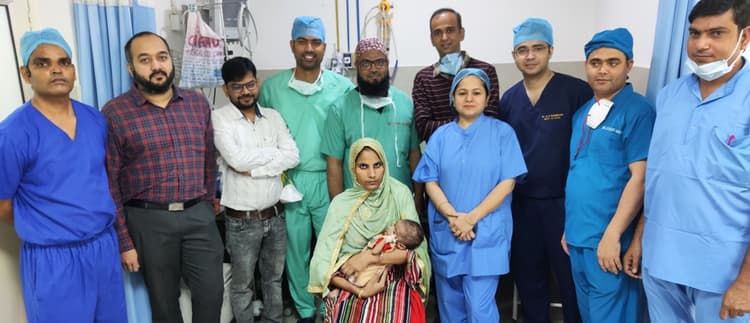 Aligarh News: करीब दो घंटे तक बच्चे का दिल और फेफड़ा रहा बंद, फिर भी बचा जिंदा