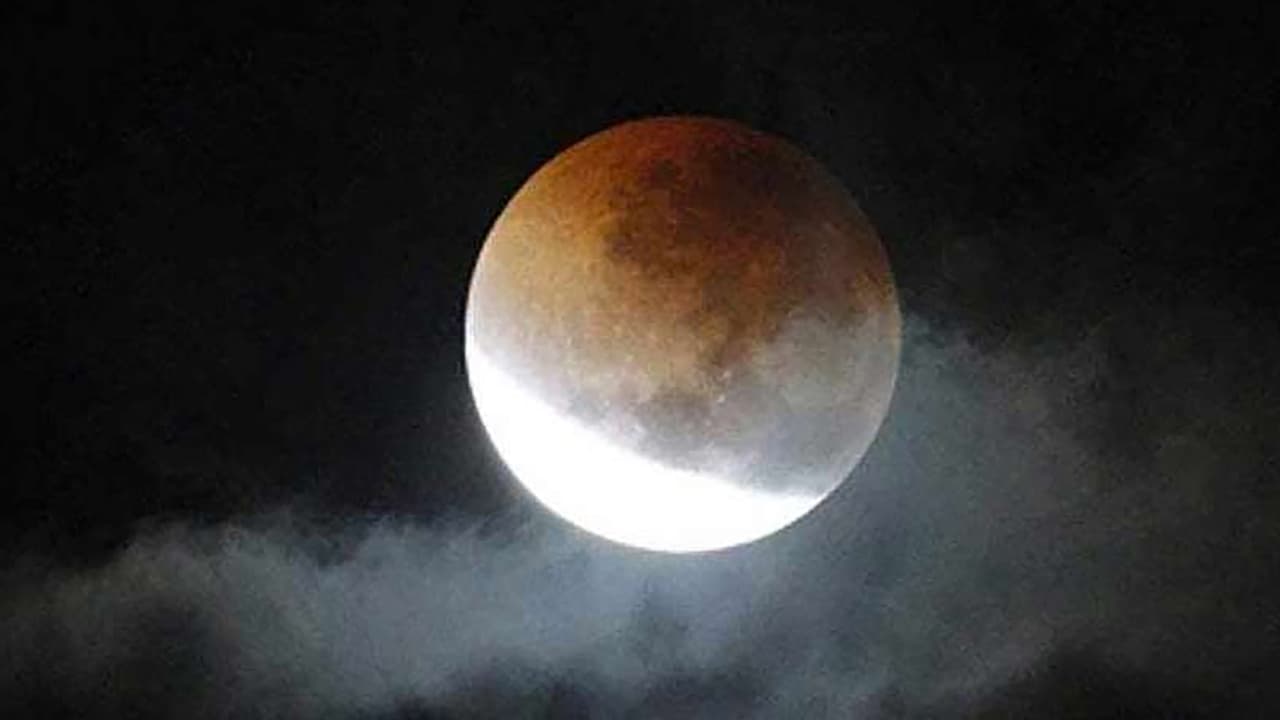 Grahan Effect Rashi: चंद्र ग्रहण के बाद इन राशि वालों के जीवन में तबाही, जानें आपके लिए कैसा रहेगा अगले 15 दिन