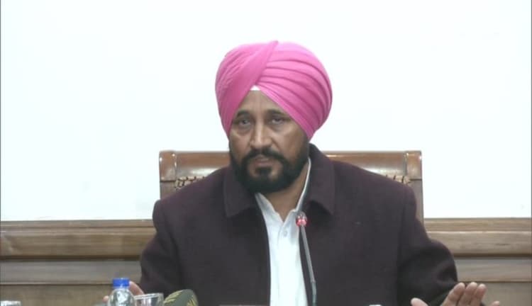चरणजीत सिंह चन्नी का बड़ा ऐलान : पंजाब में माफ होंगे ऑटो चालकों के जुर्माने, देना होगा सिर्फ 1 रुपया