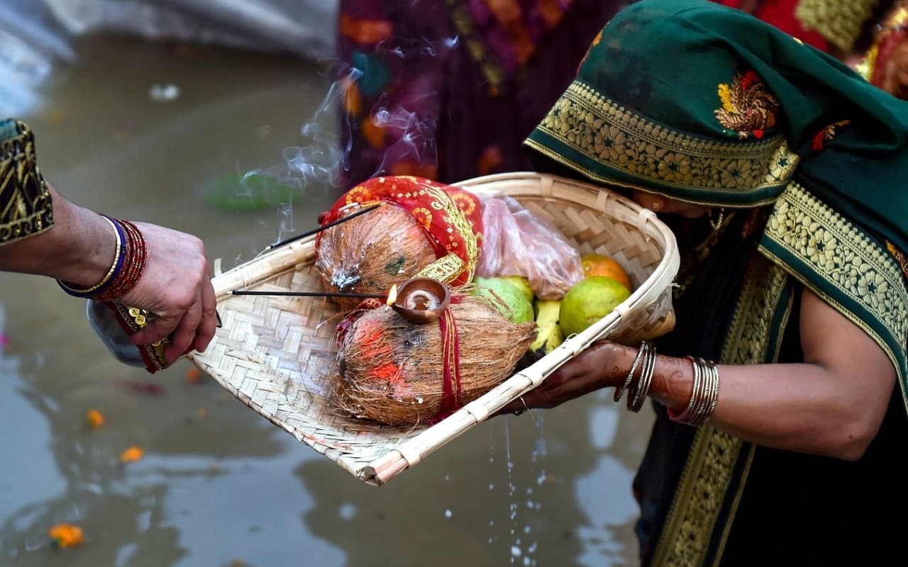 Chhath Puja 2022: छठ पूजा के दौरान इन बातों का रखें ध्यान, व्रती गलती से भी न करें ये काम