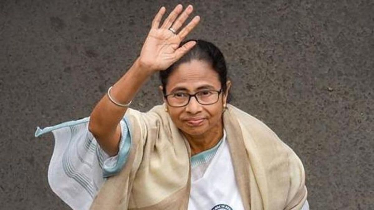 कोरोना वायरस को लेकर मुख्यमंत्री का बोलपुर दौरा रद्द