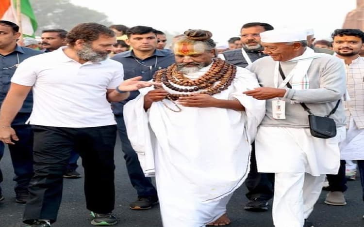 कांग्रेस की भारत जोड़ो यात्रा में शामिल हुए कंप्यूटर बाबा, भाजपा का राहुल गांधी पर बड़ा हमला