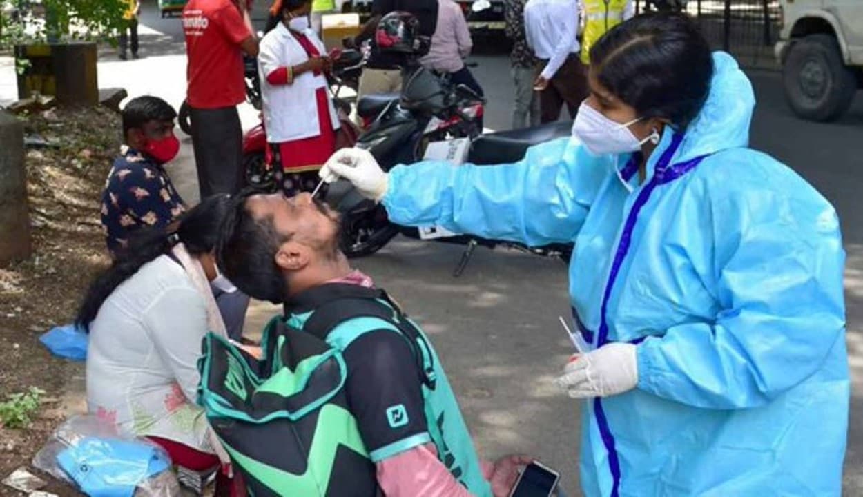 Bihar Corona: भागलपुर और मुंगेर में रोज मिलने लगे कोरोना मरीज, जानें कहां संक्रमण चेन बनने का गहराया खतरा...