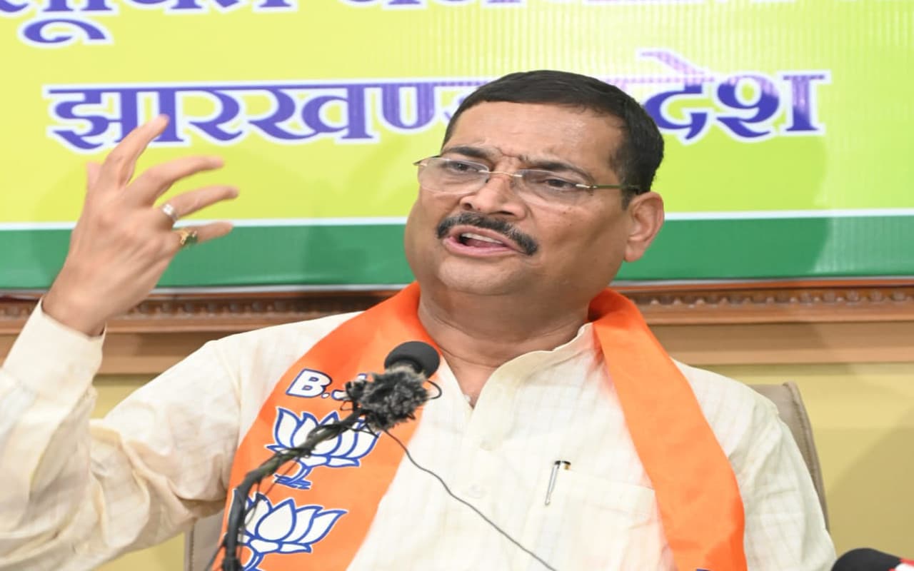 संकट मोचन मंदिर प्रकरण: राज्यसभा सांसद दीपक प्रकाश ने जतायी आपत्ति, श्री महावीर मंडल रांची महानगर जाएगा कोर्ट