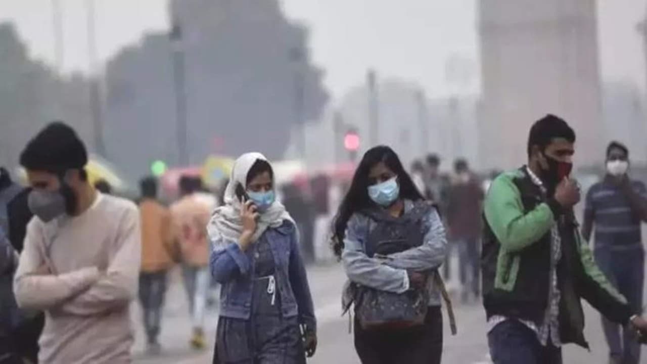 दिल्ली-एनसीआर के वायु प्रदूषण में आई कमी, फिर से शुरू होगा निर्माण कार्य