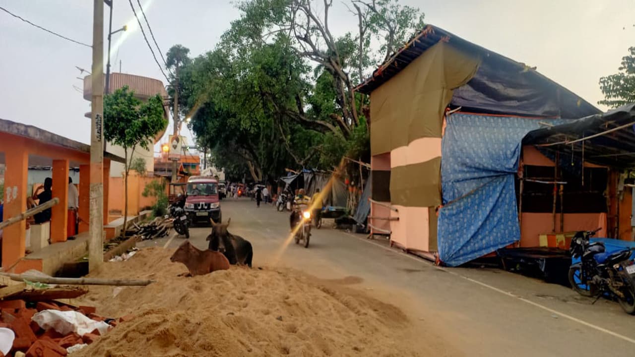 Shravani Mela 2021 : बाबानगरी में श्रद्धालुओं को रोकने की तैयारी, सभी इंट्री प्वाइंट में हो रही है बैरिकेडिंग