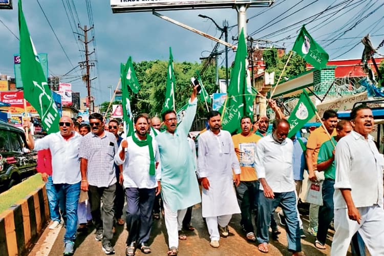 I.N.D.I.A महागठबंधन ने मणिपुर हिंसा के खिलाफ झारखंड में किया प्रदर्शन, कहा- नाकाम है केंद्र सरकार