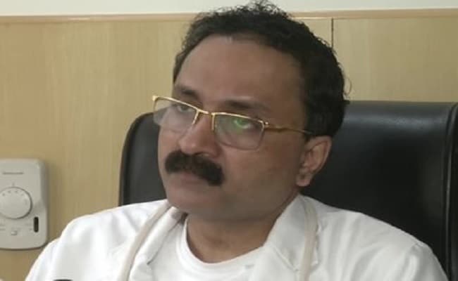 दिल्ली के कई इलाकों में वायु की गुणवत्ता ‘गंभीर’ श्रेणी में, अस्थमा और एलर्जी वाले मरीजों की बढ़ी परेशानी दिल्ली के कई इलाकों में वायु की गुणवत्ता ‘गंभीर’ श्रेणी में, अस्थमा और एलर्जी वाले मरीजों की बढ़ी परेशानी