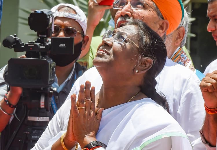 Presidential Election: द्रौपदी मुर्मू ने सोनिया गांधी, ममता बनर्जी और शरद पवार से की बात, मांगा समर्थन