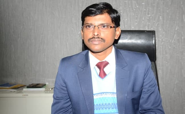 गया जिले के डीएम ने बोधगया, बाराचट्टी, मोहनपुर व चंदौती के सीओ पर लगाया जुर्माना, जानें पूरा मामला