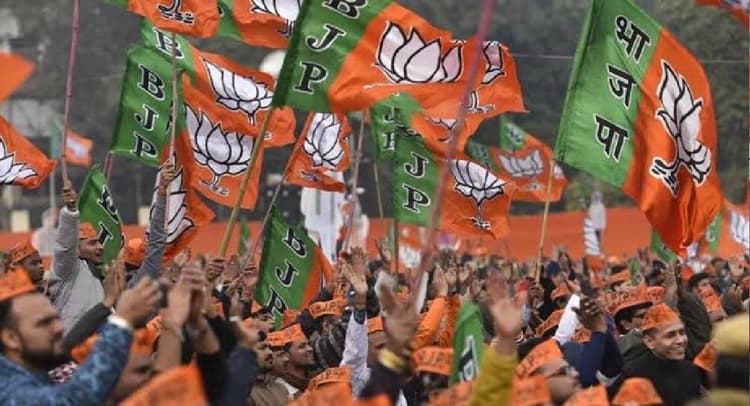 UP Election 2022: अलीगढ़ में 14 जनवरी के बाद भाजपा खोलेगी अपने 'पत्ते', उम्मीदवारों के नाम पर चर्चा तेज