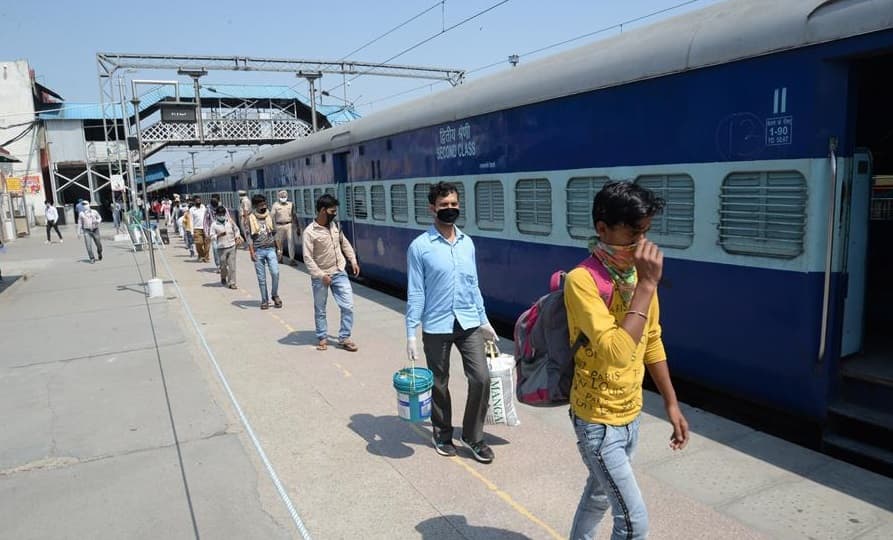 IRCTC/Indian railways: दिल्ली से कई शहरों के लिए चलेगी नयी स्पेशल ट्रेनें, भारतीय रेलवे जल्द करेगा घोषणा