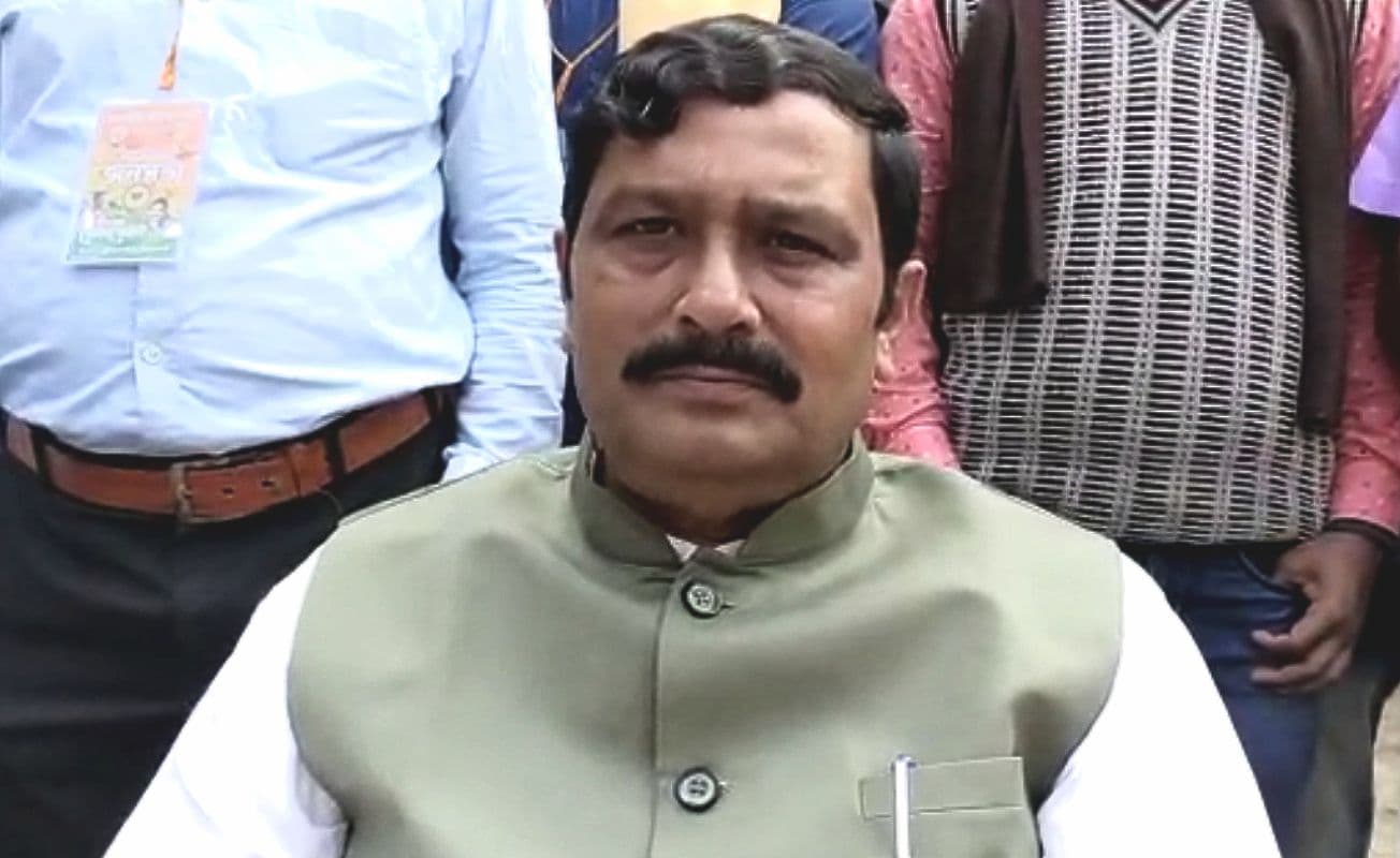 कृषि कानूनों के खिलाफ आंदोलन के बीच बंगाल में किसानों के घर से एक मुट्ठी चावल मांग रही भाजपा