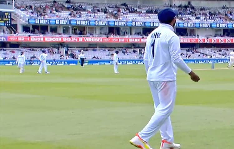 IND vs ENG: लॉर्ड्स टेस्ट में शर्मनाक घटना, अंग्रेज दर्शकों ने केएल राहुल पर फेंके बीयर के ढक्कन, वीडियो वायरल