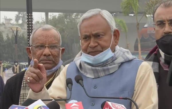 Bihar News: बिहार में कानून व्यवस्था के सवाल पर CM Nitish Kumar बोले- जंगलराज में क्या हुआ था… Bihar News: बिहार में कानून व्यवस्था के सवाल पर CM Nitish Kumar बोले- जंगलराज में क्या हुआ था…