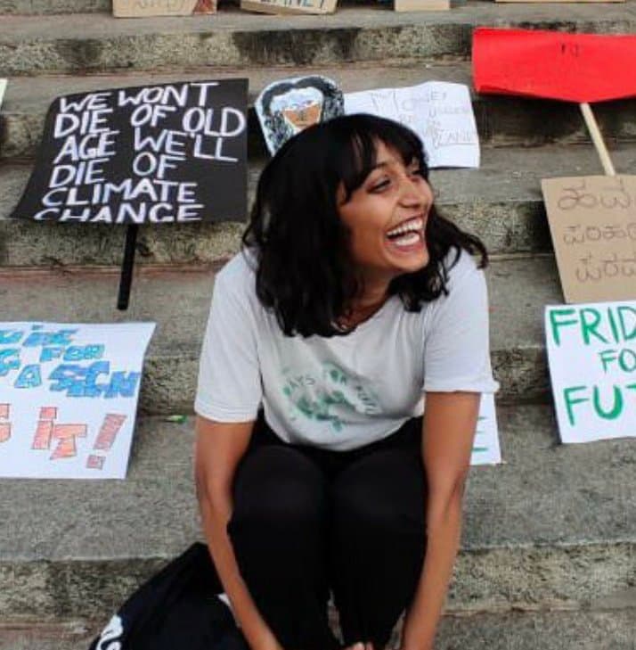 Toolkit Case: दिशा रवि की गिरफ्तारी को अरविंद केजरीवाल ने बताया लोकतंत्र पर हमला, राहुल ने गांधी ट्वीट कर कह दी ये बड़ी बात