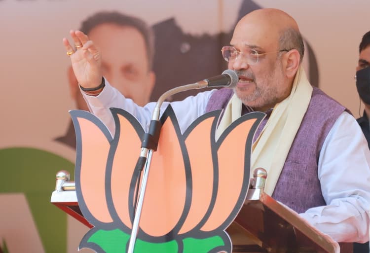 BJP के पास 115 स्कीम, दीदी के पास 115 स्कैम, बोले अमित शाह- ‘डेंगू को भगाने के लिए दीदी को हराएं’