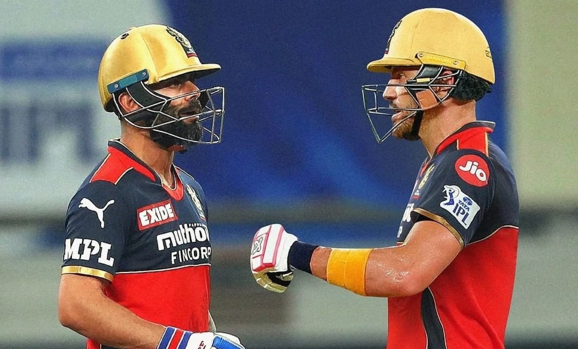 IPL 2022: एमएस धोनी के खास को आरसीबी ने बनाया नया कप्तान, विराट कोहली का आया ऐसा रिएक्शन IPL 2022: एमएस धोनी के खास को आरसीबी ने बनाया नया कप्तान, विराट कोहली का आया ऐसा रिएक्शन