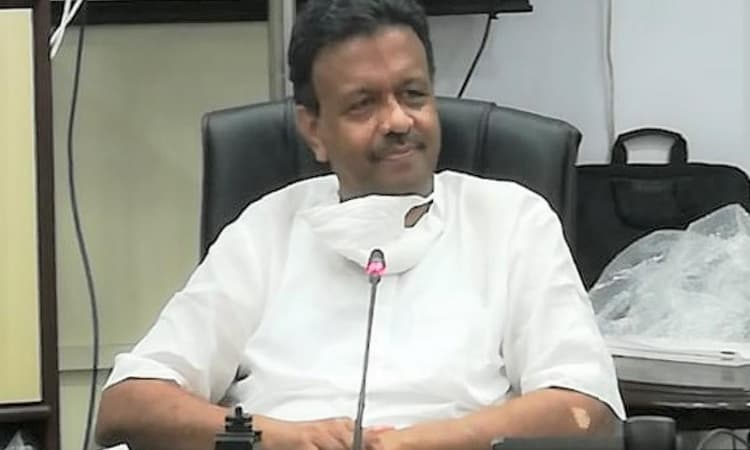 बंगाल के शहरी विकास मंत्री फिरहाद हकीम कोरोना वैक्सीन के क्लीनिकल ट्रायल में बनेंगे वॉलेंटियर, बुधवार को लग सकता है टीका