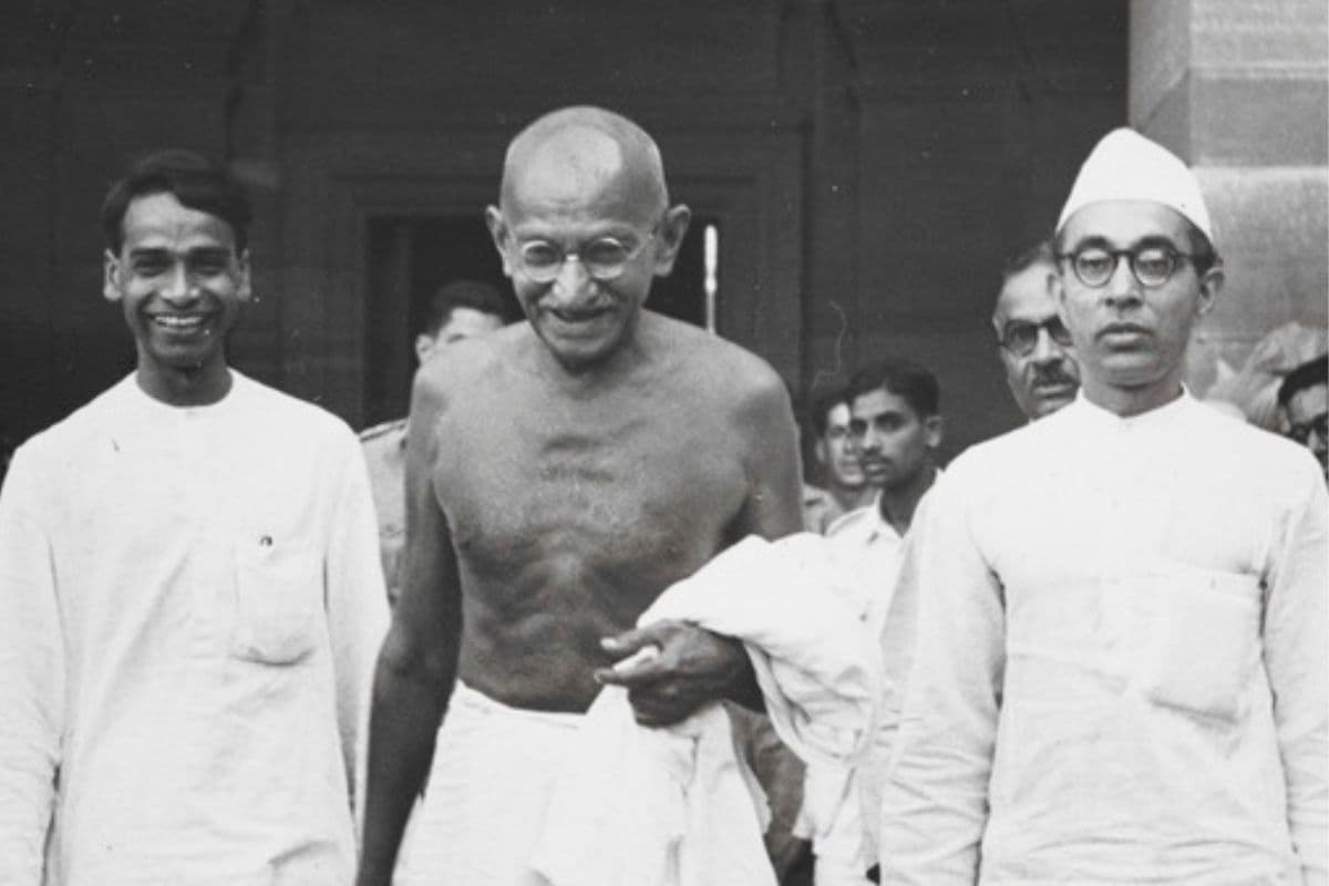 गांधी : जब कलकत्ता की सड़कों पर लगे ‘गांधी वापस जाओ’ के नारे