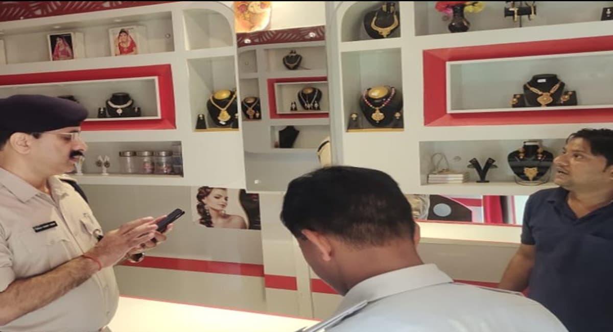 पटना में 1 करोड़ की ज्वेलरी चोरी का मामला: रेल पुलिस ने 6 अपराधियों सहित 3 सोना व्यवसायी को किया गिरफ्तार