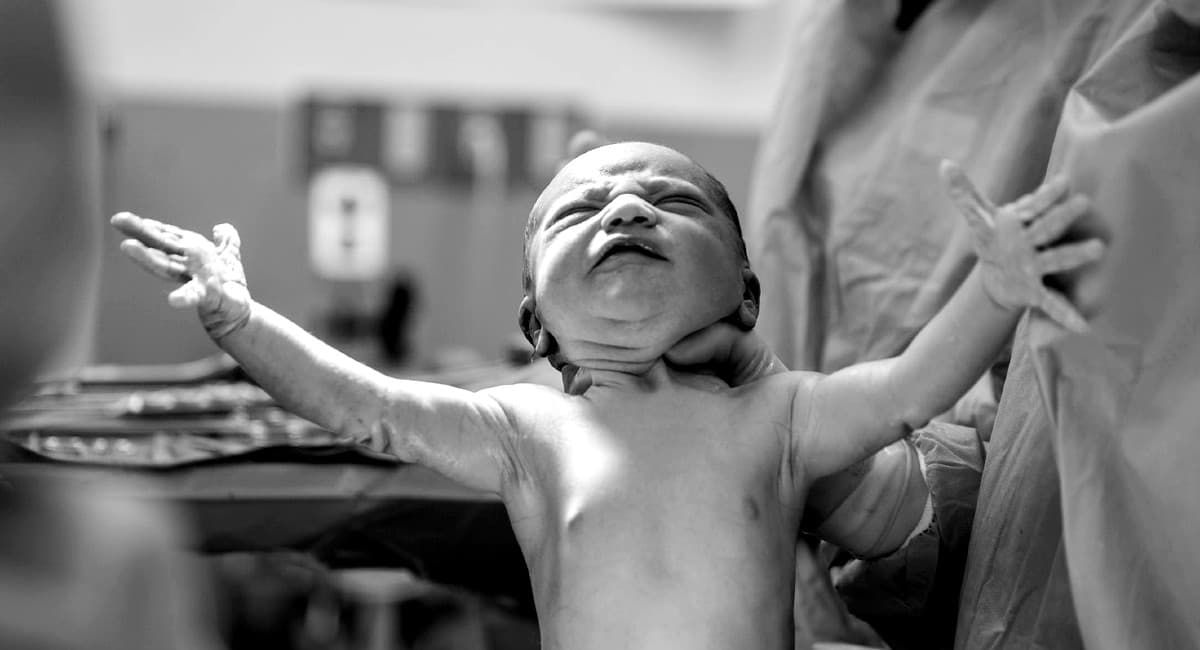 बेटियों को जन्म देने में सबसे आगे छत्तीसगढ़, हरियाणा-गुजरात अब भी फिसड्डी