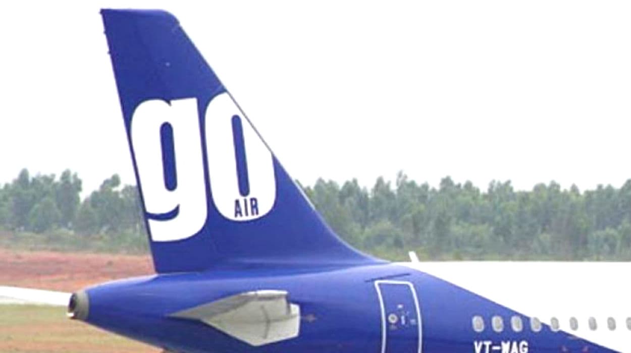 Coronavirus impact : मार्च में सभी कर्मचारियों के वेतन में कटौती करेगी GoAir Coronavirus impact : मार्च में सभी कर्मचारियों के वेतन में कटौती करेगी GoAir