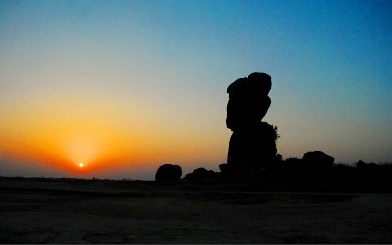 झारखंड : नये रूप में दिखेगा गुमला का पर्यटन स्थल गोबर सिल्ली, डीसी ने प्रस्ताव बनाने का दिया निर्देश