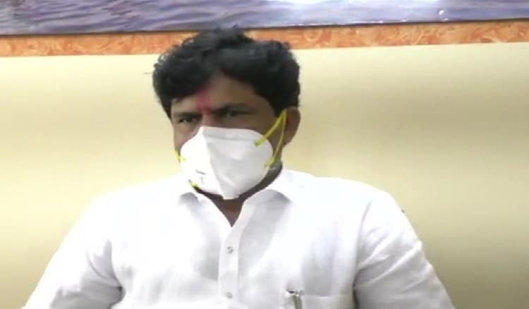 'शरद पवार महाराष्ट्र के लिए कोरोना वायरस', भाजपा नेता का आपत्तिजनक बयान