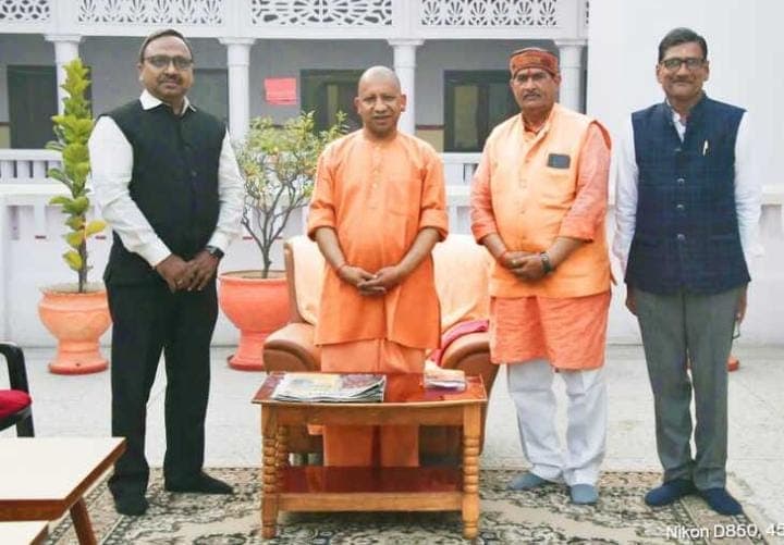 गोरखपुर में इस दिन मनाई जाएगी होली, भगवान नरसिंह की शोभायात्रा में शामिल होंगे मुख्यमंत्री योगी आदित्यनाथ