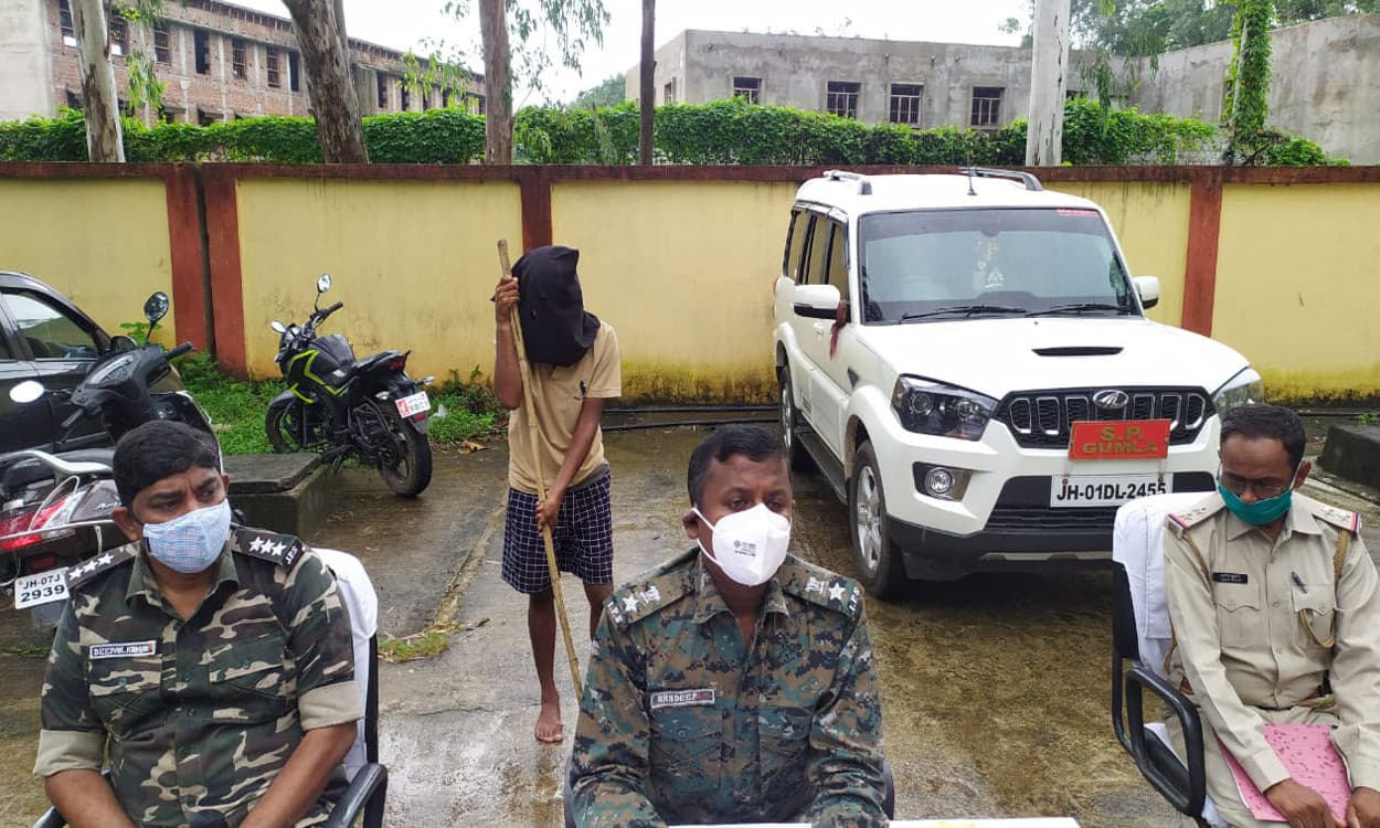 लापुंग का पीएलएफआई एरिया कमांडर कामडारा से गिरफ्तार, पुलिस को कई दिनों से थी तलाश