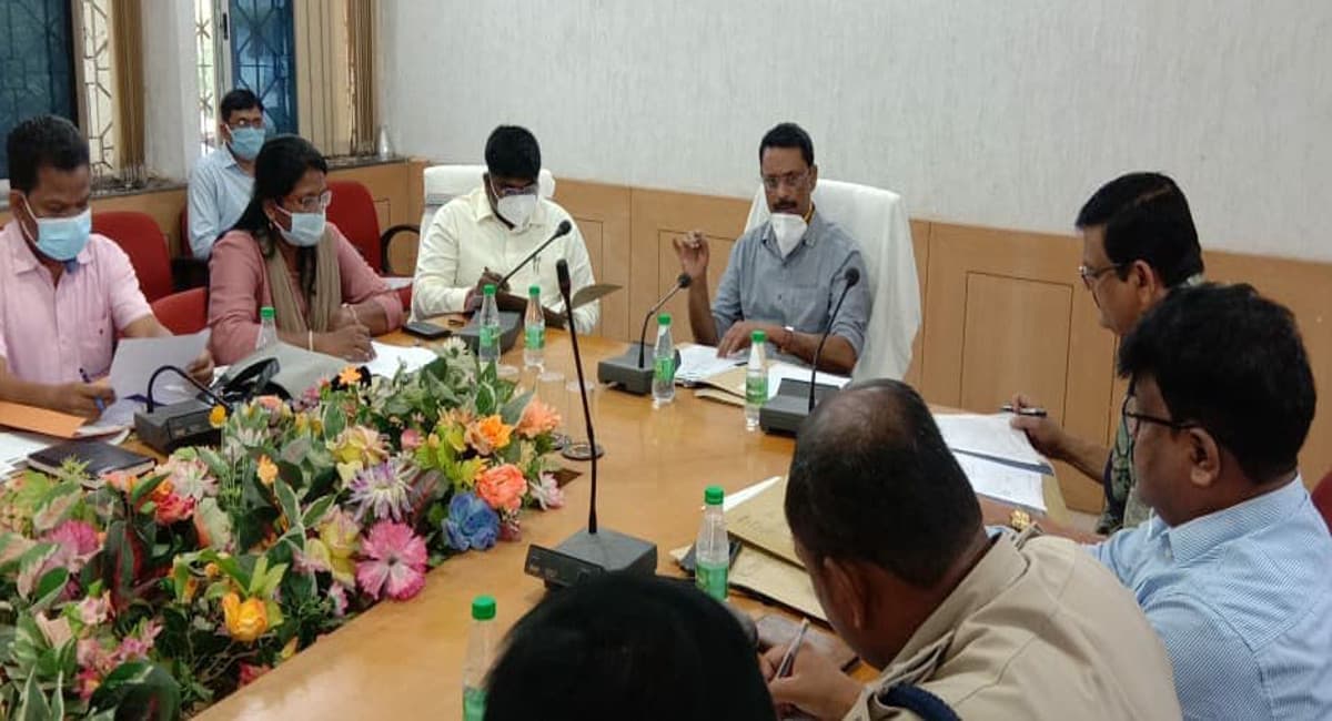 Jharkhand Panchayat Chunav: गुमला में 4 चरणों में होगा पंचायत चुनाव, तैयारी में जुटा प्रशासन, मिले कई निर्देश