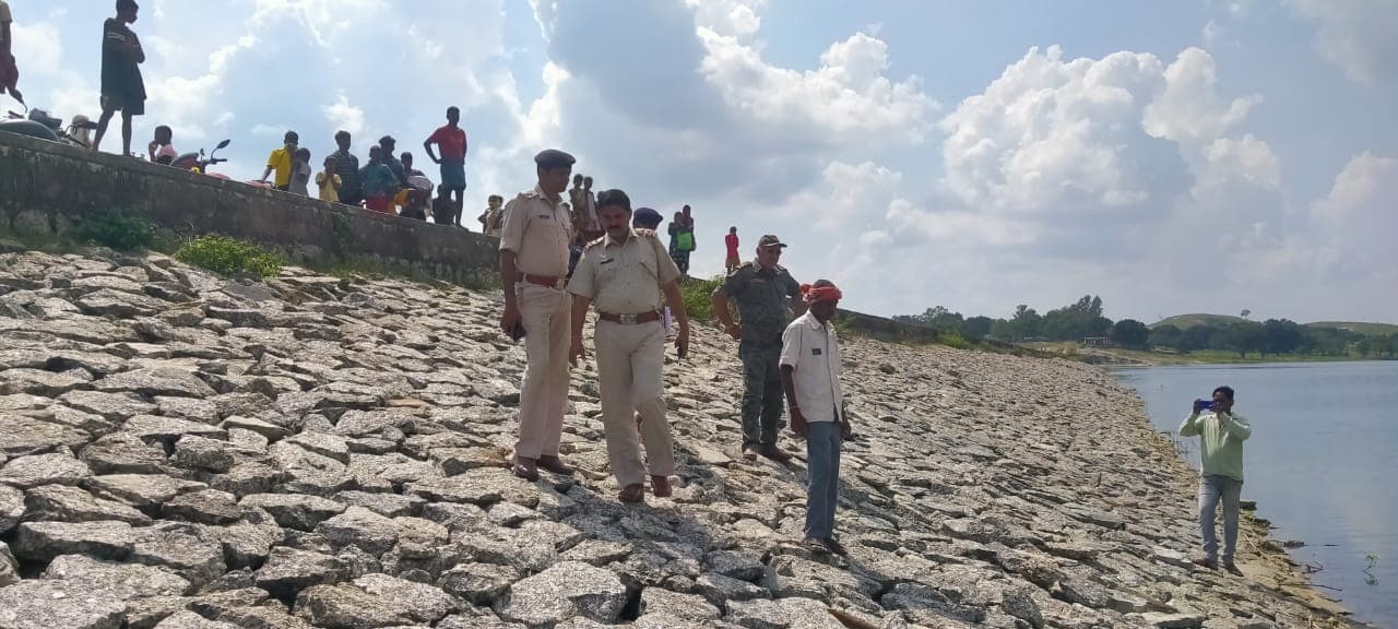 झाड़-फूंक करने वाले वृद्ध दंपती की गुमला में हत्या, मसरिया डैम से बरामद हुआ शव