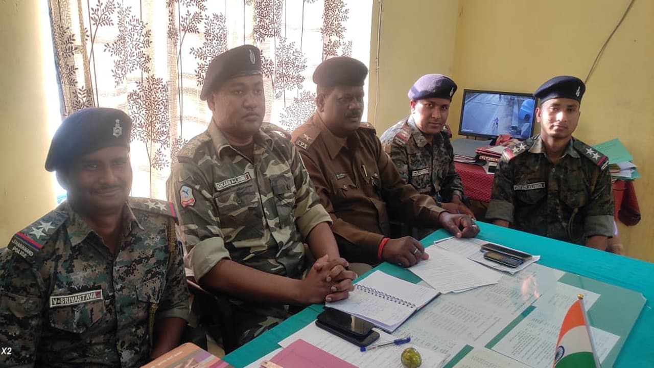 गुमला के कामडारा नरसंहार मामले में 2 आरोपी गिरफ्तार, जानें एक ही परिवार के 5 लोगों की हत्या का क्या है मुख्य वजह