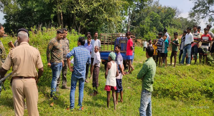 Jharkhand Crime News : जमीन विवाद में गुमला में दिव्यांग जयराम की गला रेतकर हत्या, दो दिन से था गायब